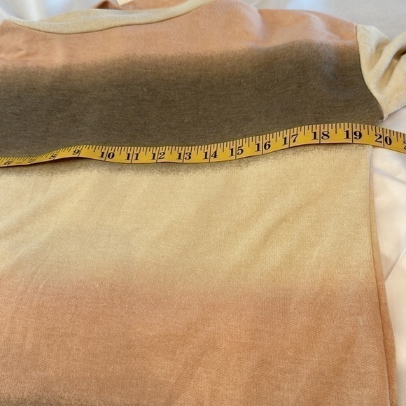 Mystree long sleeve sweater pink cream and tan small - Picture 6 of 12